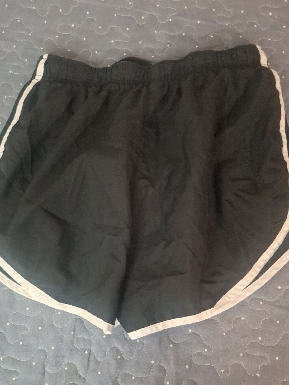 Nike Dr0Fit Women’s Black Athletic Shorts with White Trim size small - Picture 3 of 3